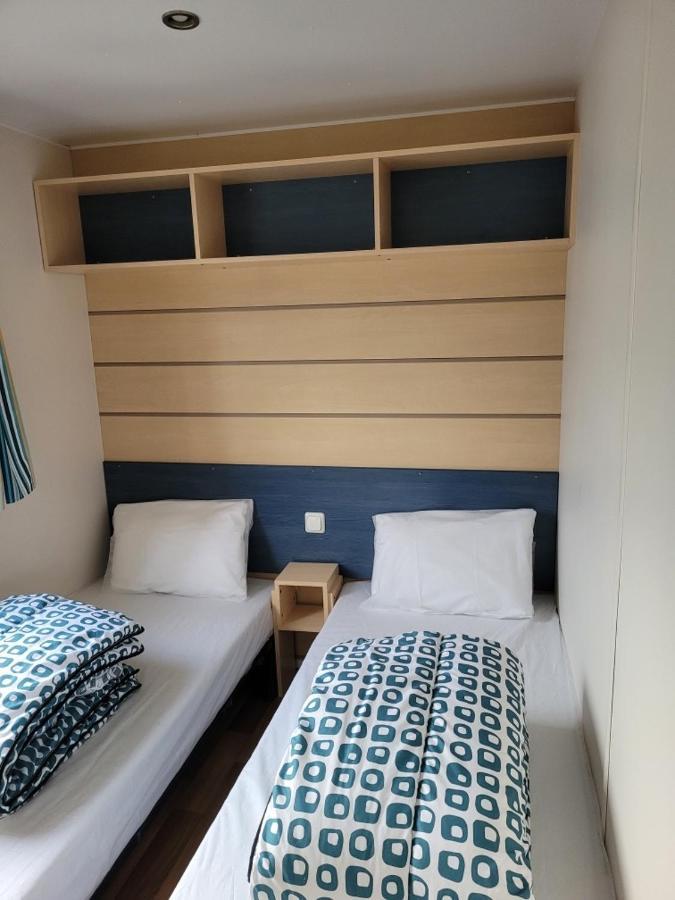 Le Petit Fute 112 Lägenhet Biville-sur-Mer Exteriör bild