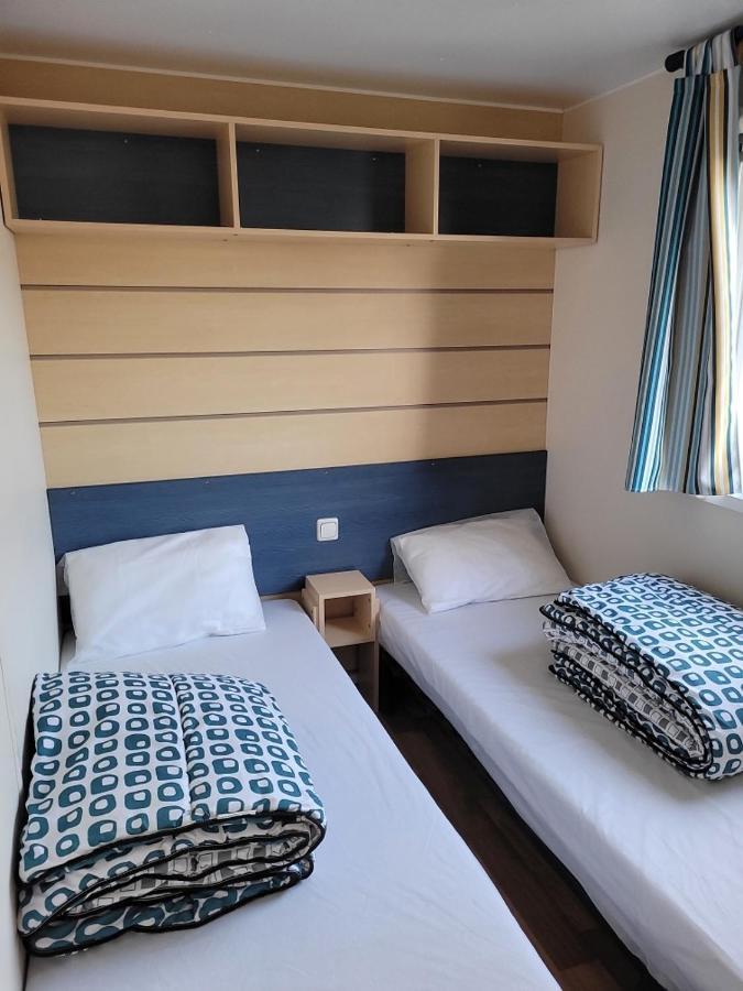 Le Petit Fute 112 Lägenhet Biville-sur-Mer Exteriör bild